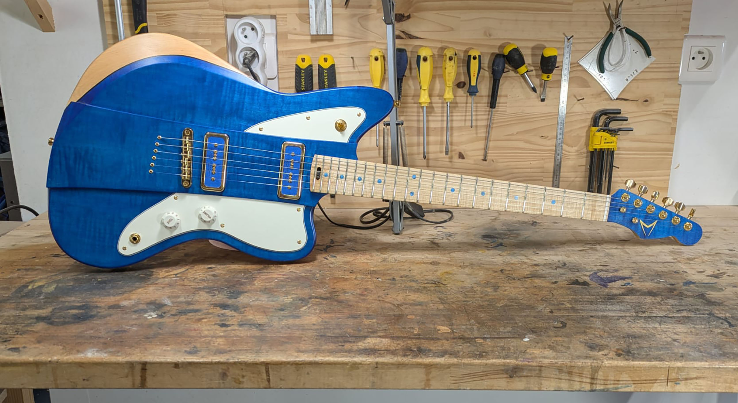 Stage de lutherie Carole Jazzmaster face