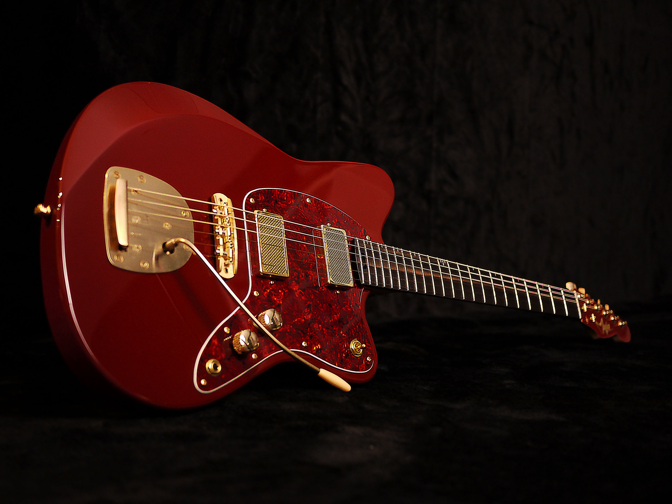 Custom Shop Maja Guitares Modèle Kurun N°2